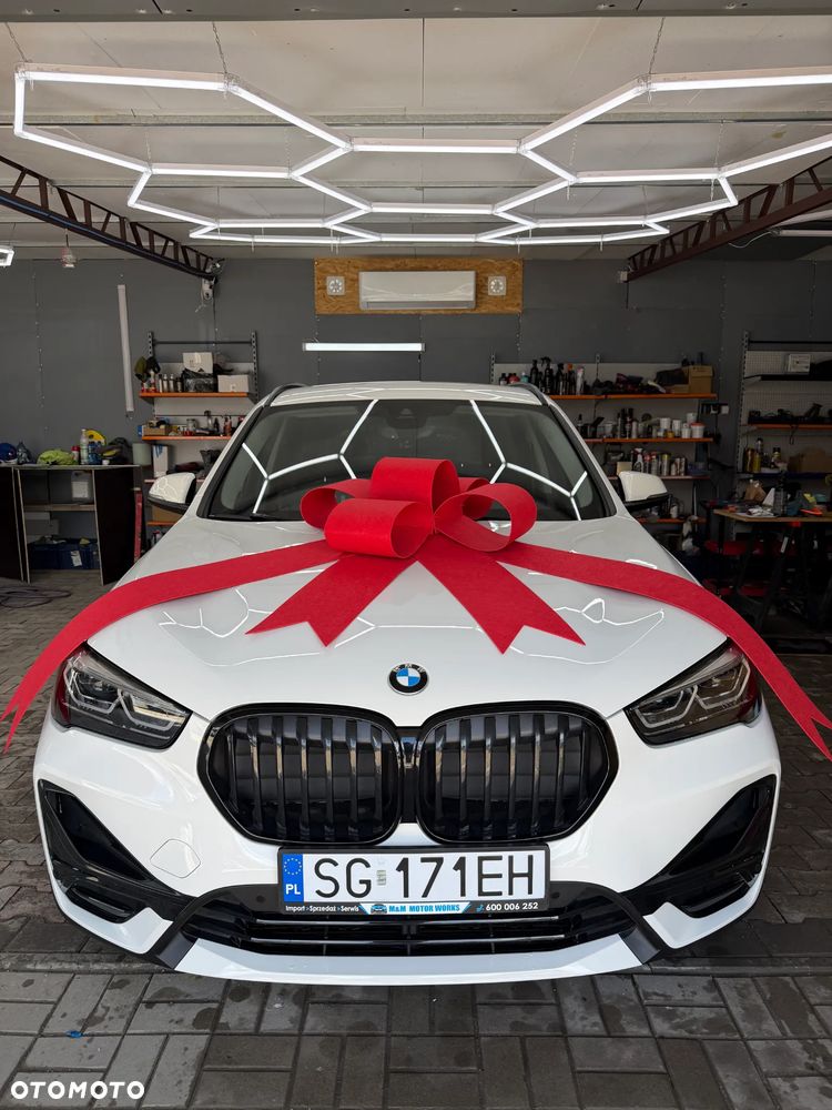 BMW X1 xDrive20d Sport Line - 1