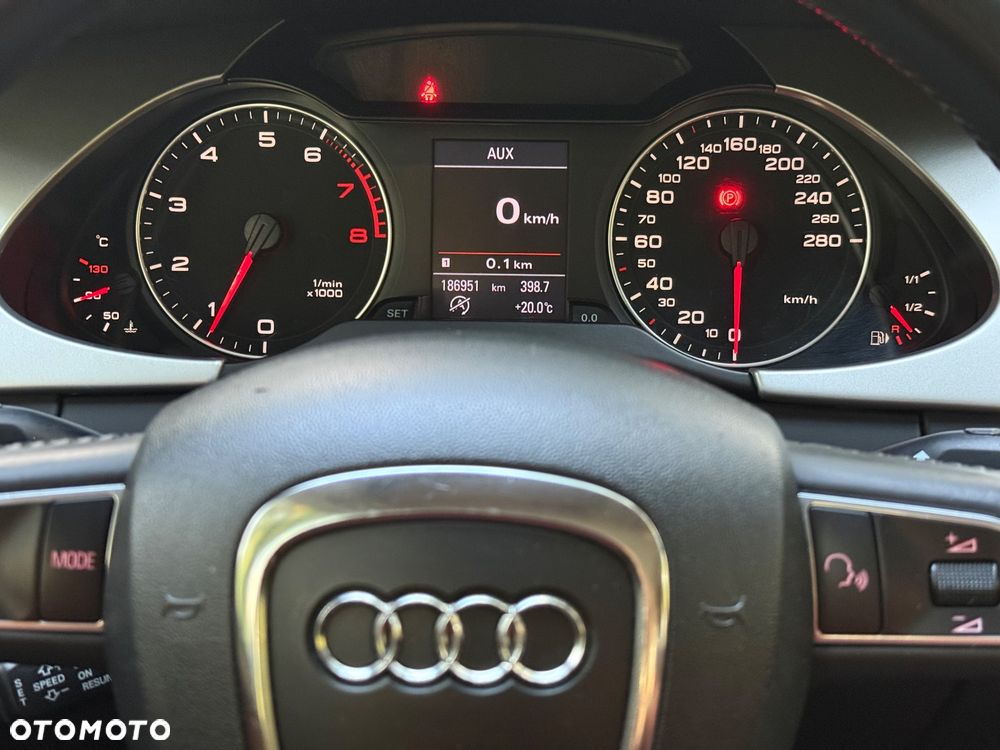 Audi A4 Avant - 26