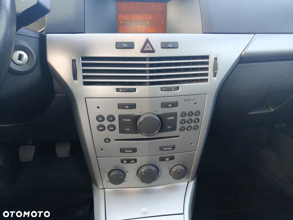 Opel Astra - 21