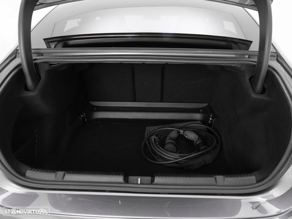 Mercedes-Benz EQE 350+ - 15