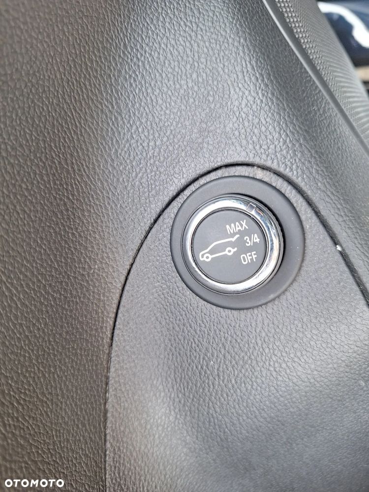 Opel Astra 1.4 Turbo Start/Stop Ultimate - 20