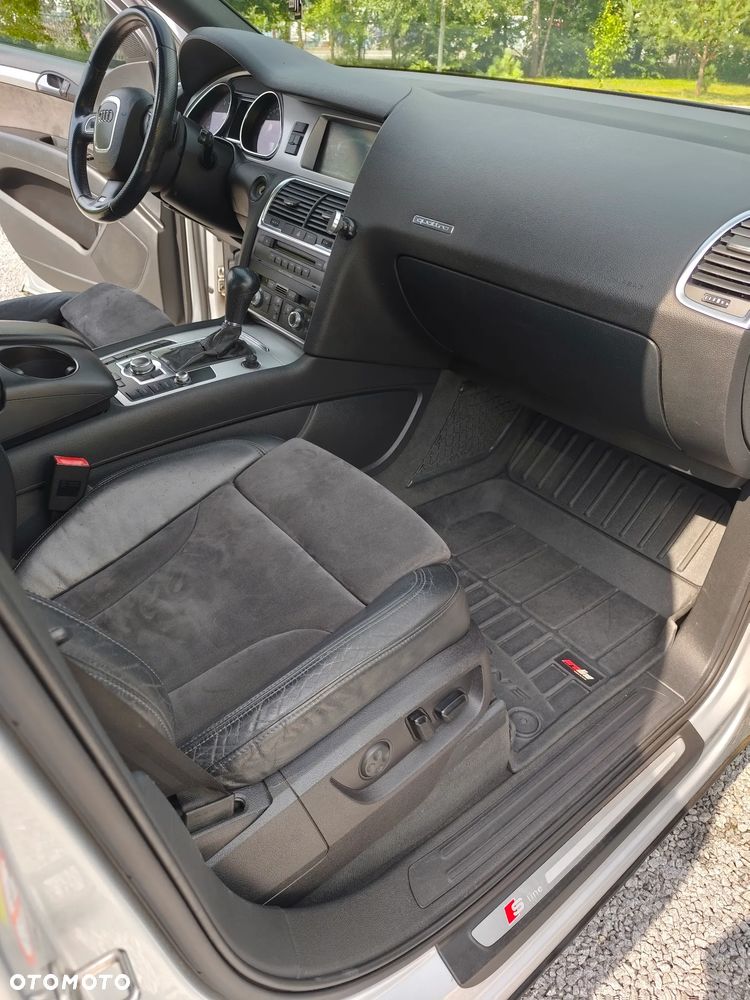 Audi Q7 - 13