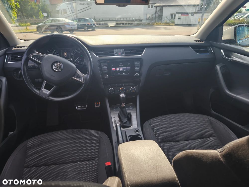 Skoda Octavia Scout 2.0 TDI 4x4 DSG - 14