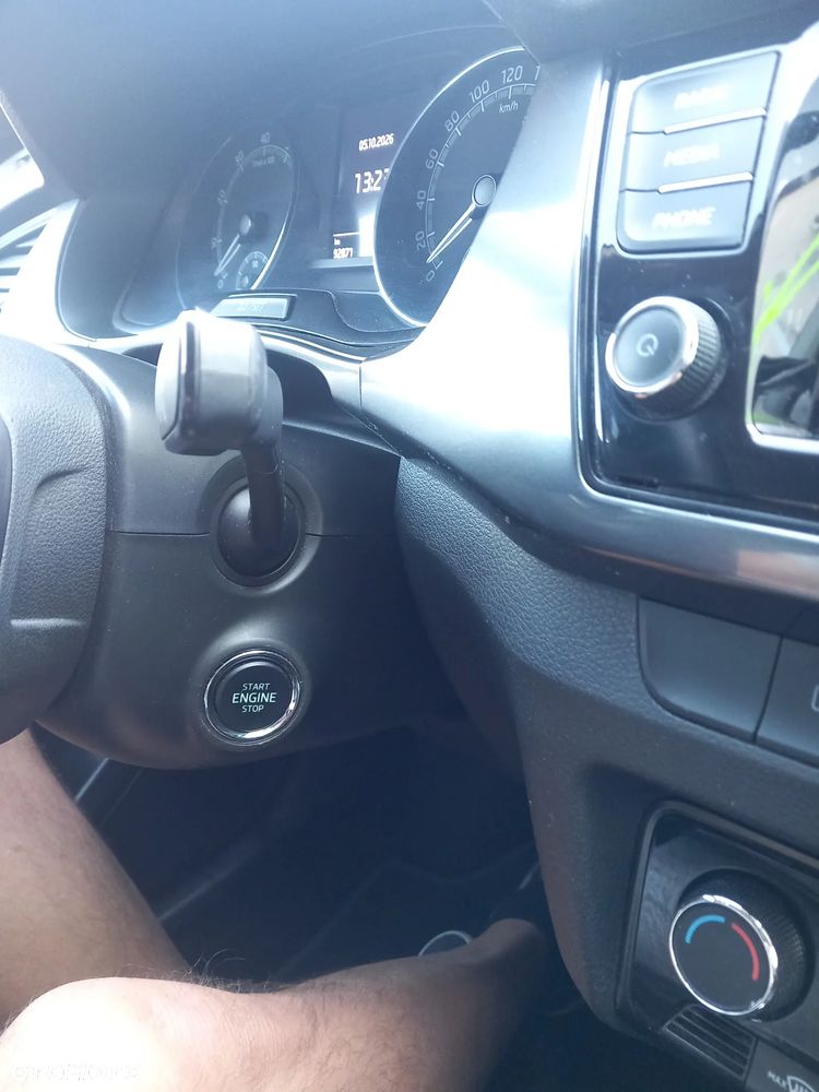Skoda Fabia - 12