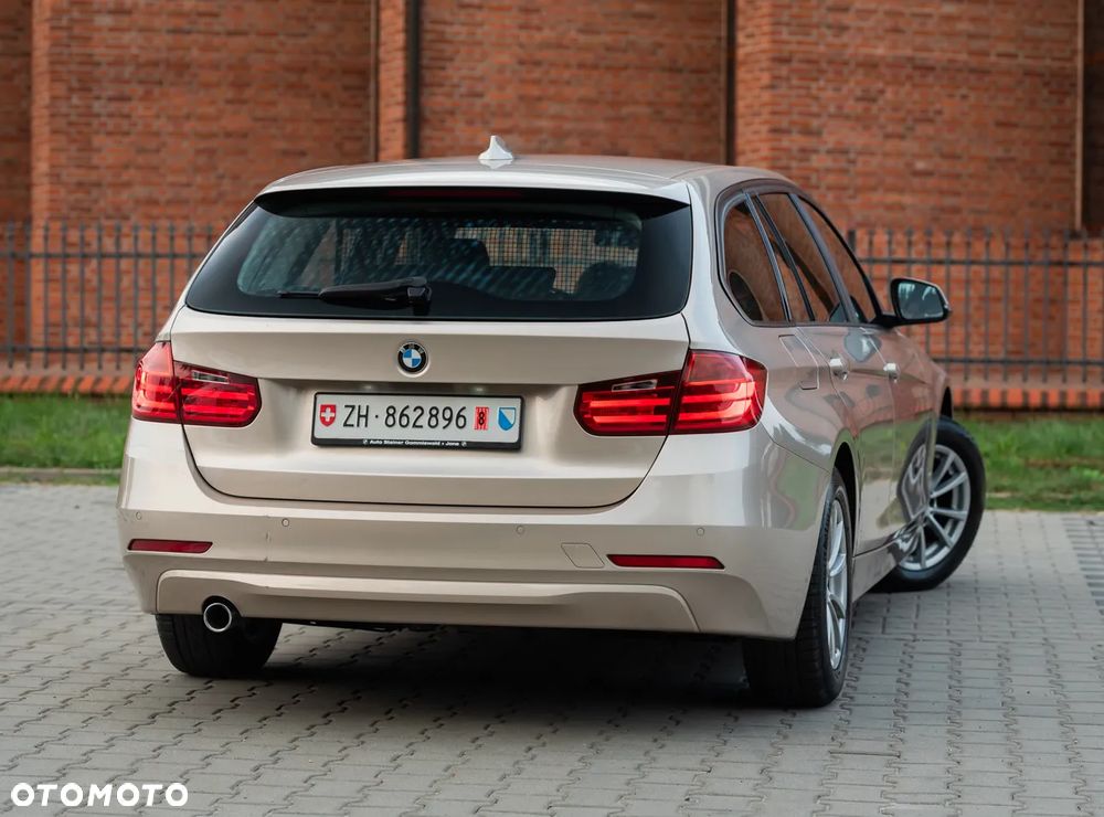 BMW Seria 3 320d xDrive Sport-Aut Modern Line - 8