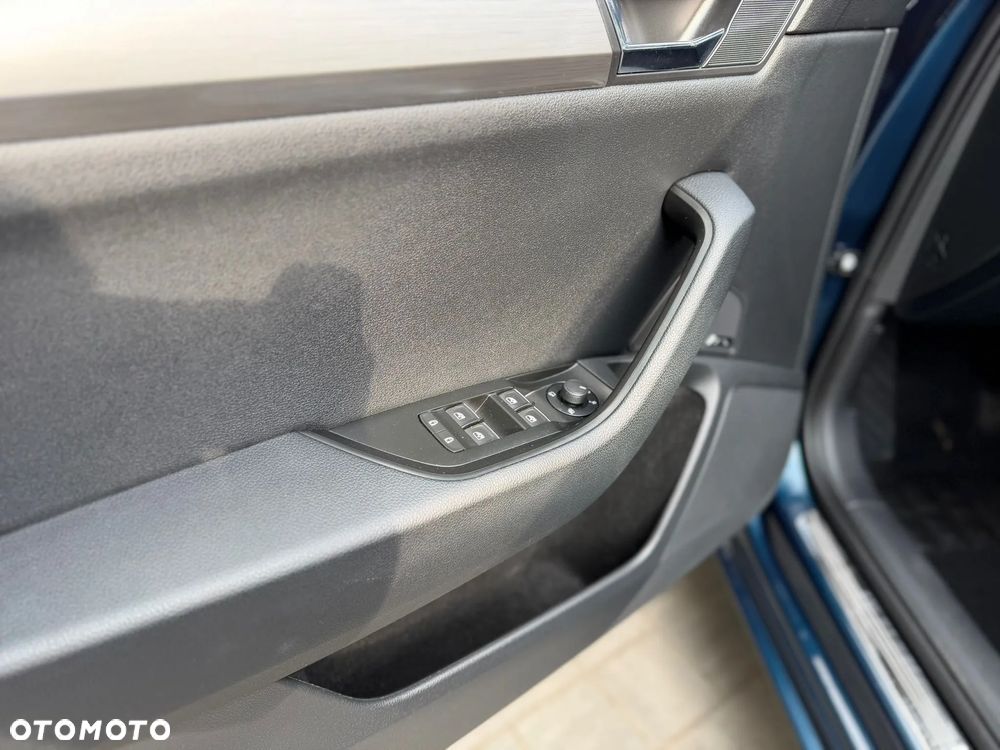 Skoda Superb 2.0 TDI Style DSG - 26