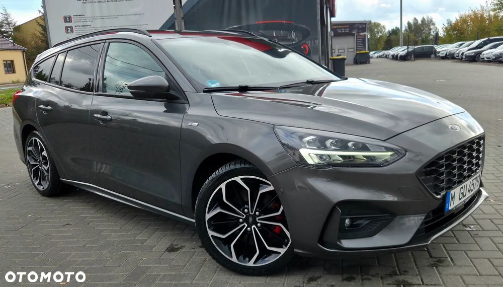 Ford Focus 1.0 EcoBoost Start-Stopp-System ST-LINE DESIGN - 17