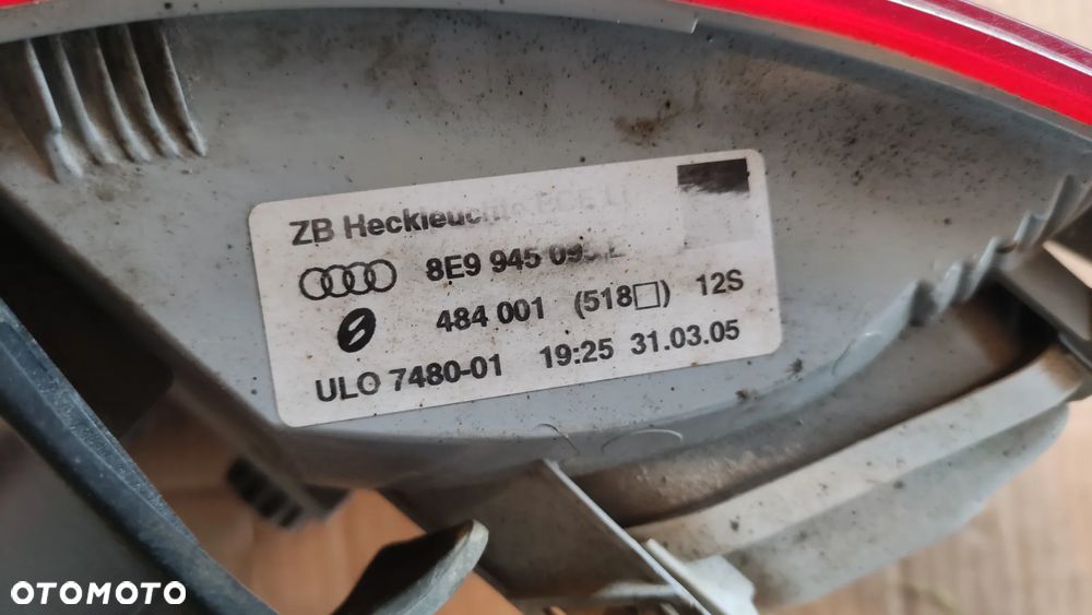 Lewa tylna lampa Audi A4 B7 kombi - 3