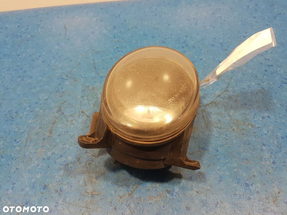 SEAT EXEO HALOGEN LEWY - 4