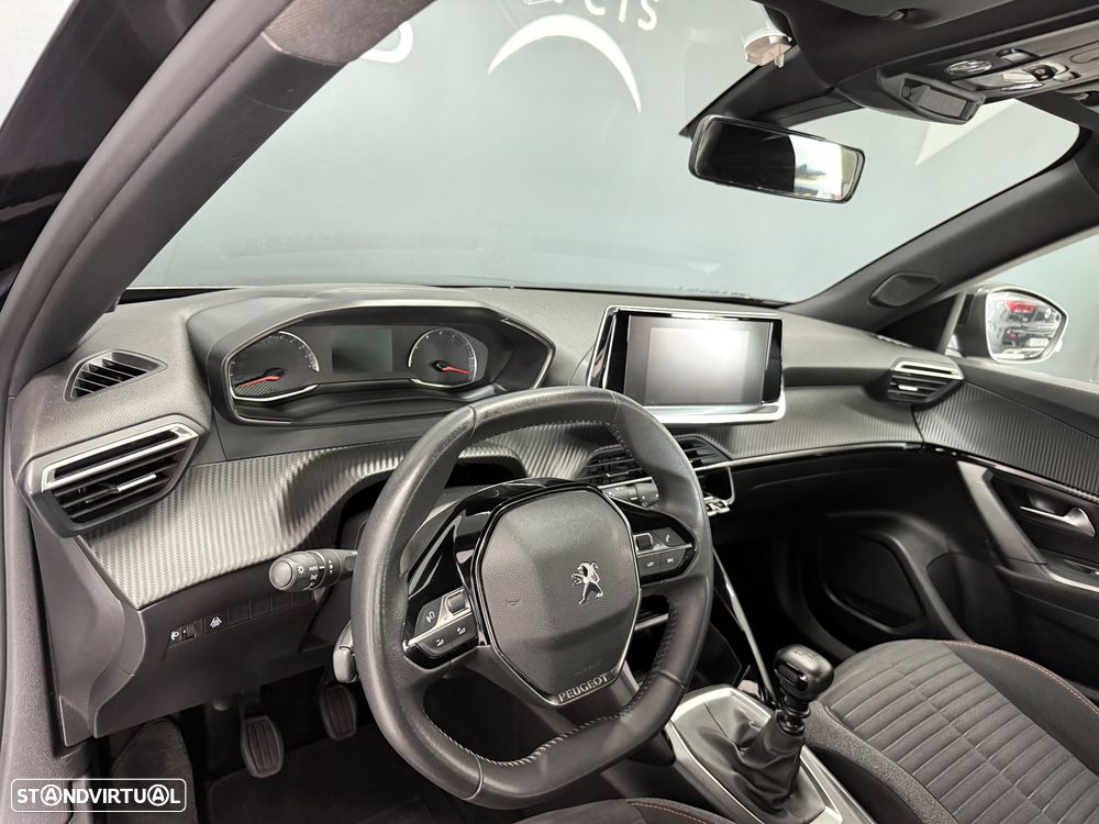 Peugeot 2008 1.2 PureTech Active - 14