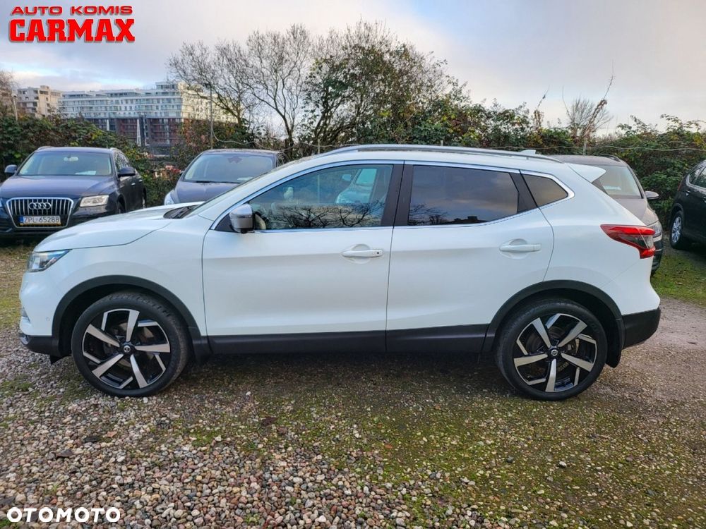 Nissan Qashqai 1.2 DIG-T Xtronic TEKNA+ - 4