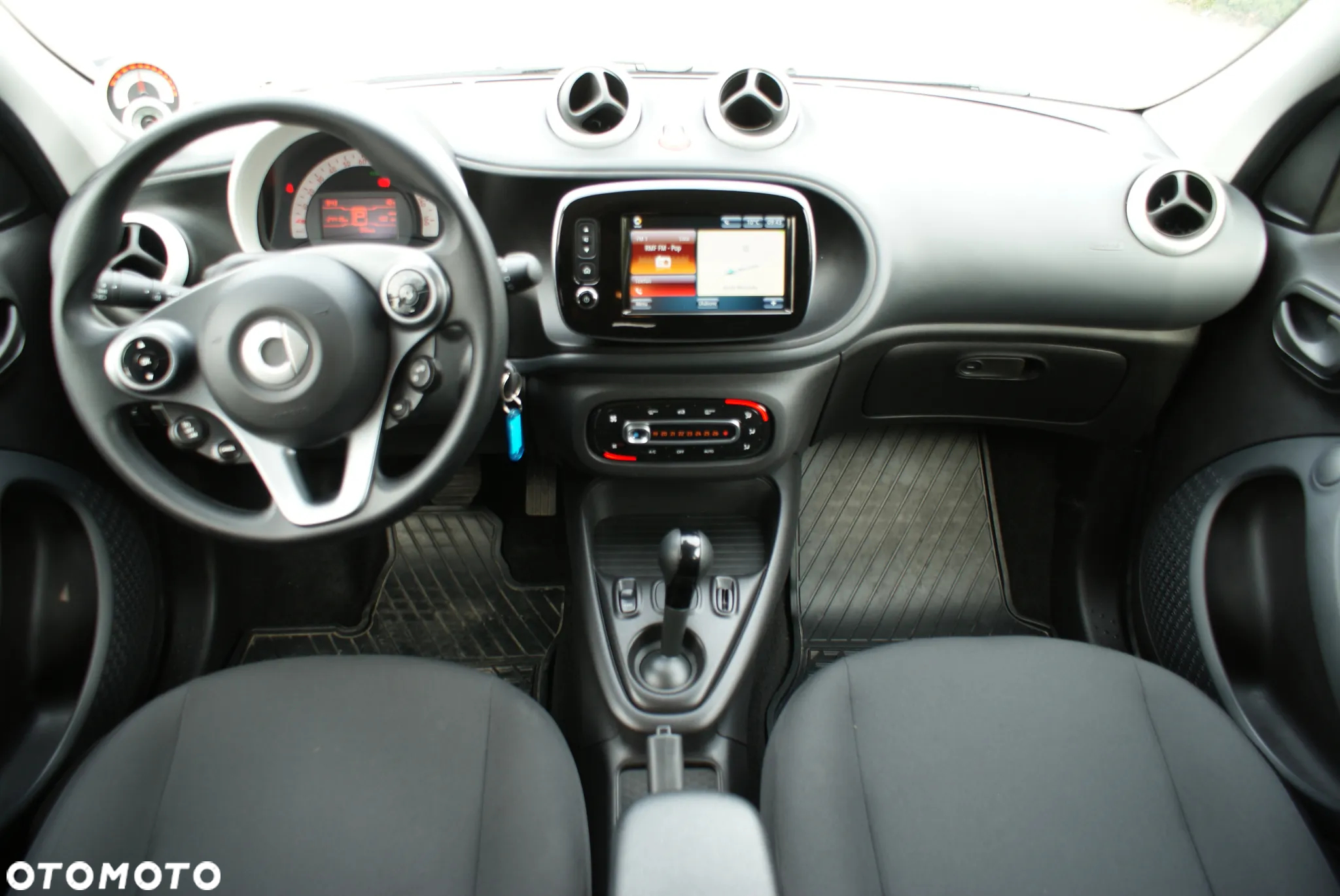 Smart Forfour EQ - 6