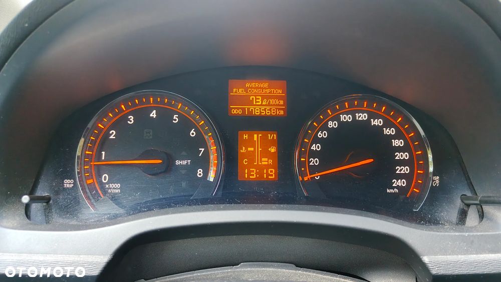 Toyota Avensis 1.8 Luna - 6