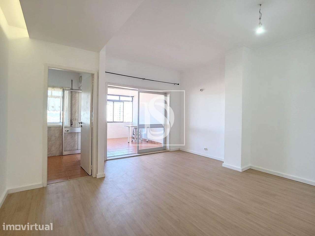 Apartamento T2 Venda em Ermesinde,Valongo - Grande imagem: 2/22