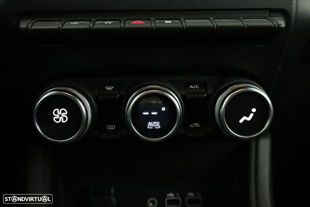 Renault Captur 1.0 TCe Techno Bi-Fuel - 13