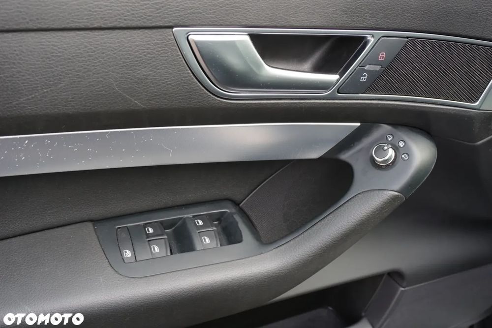 Audi A6 Avant - 19