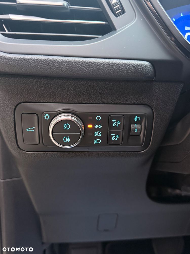 Ford Kuga 2.0 EcoBlue 4x4 ST-LINE X - 28