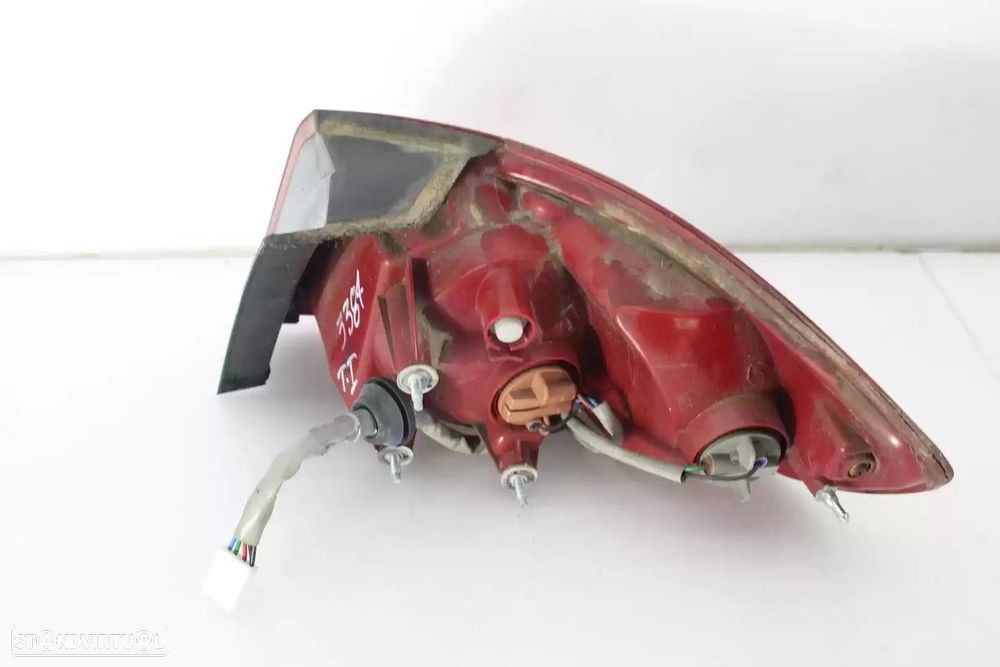 FAROLIM TRASEIRO ESQUERDO HYUNDAI SANTA FÉ II 2007 -924012B000 - 1