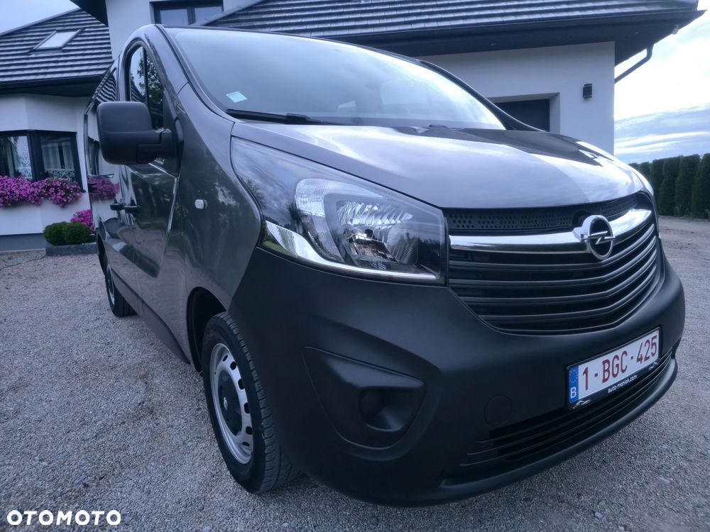 Opel Vivaro - 12