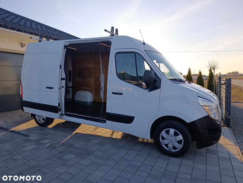 Renault Master - 1