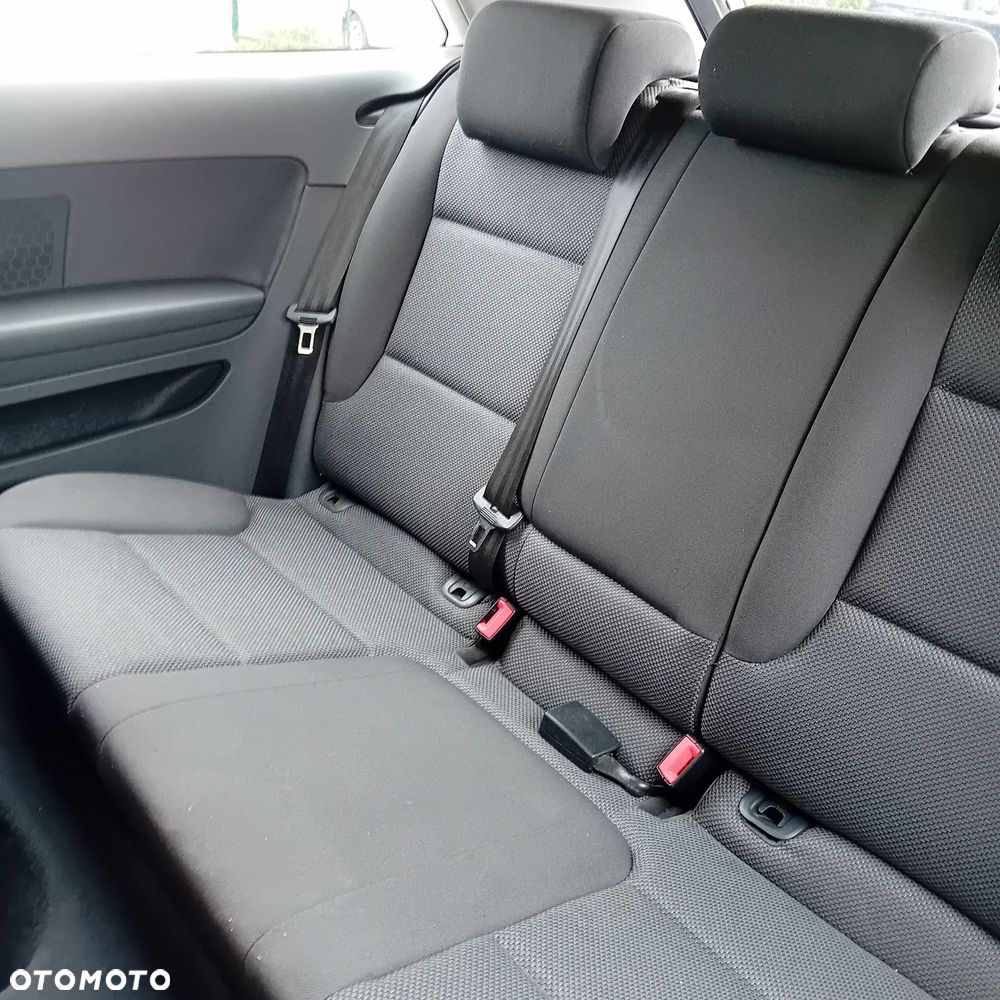 Audi A3 3-drzwiowe 1.6 TDI 99g DPF - 5