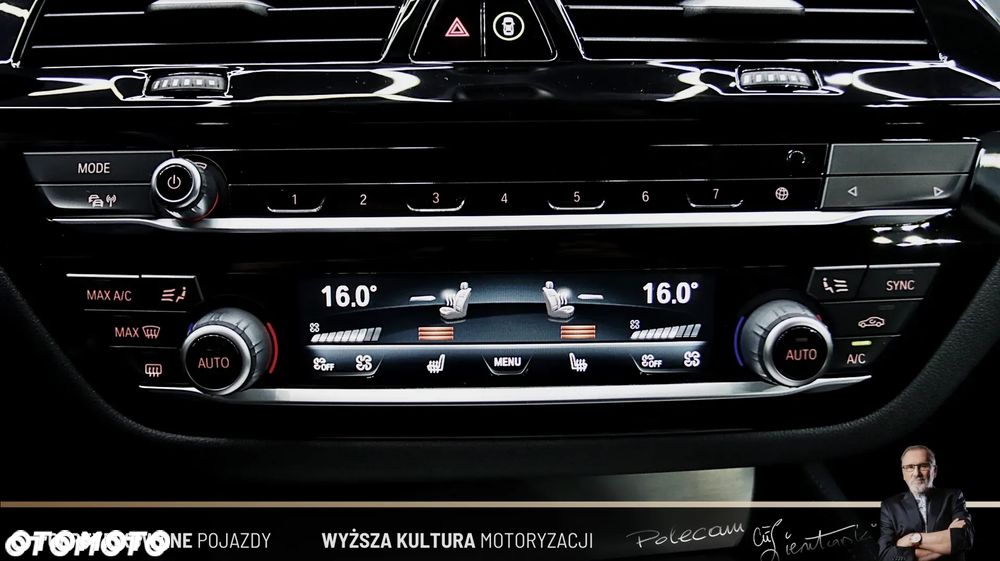 BMW Seria 5 530e xDrive - 24