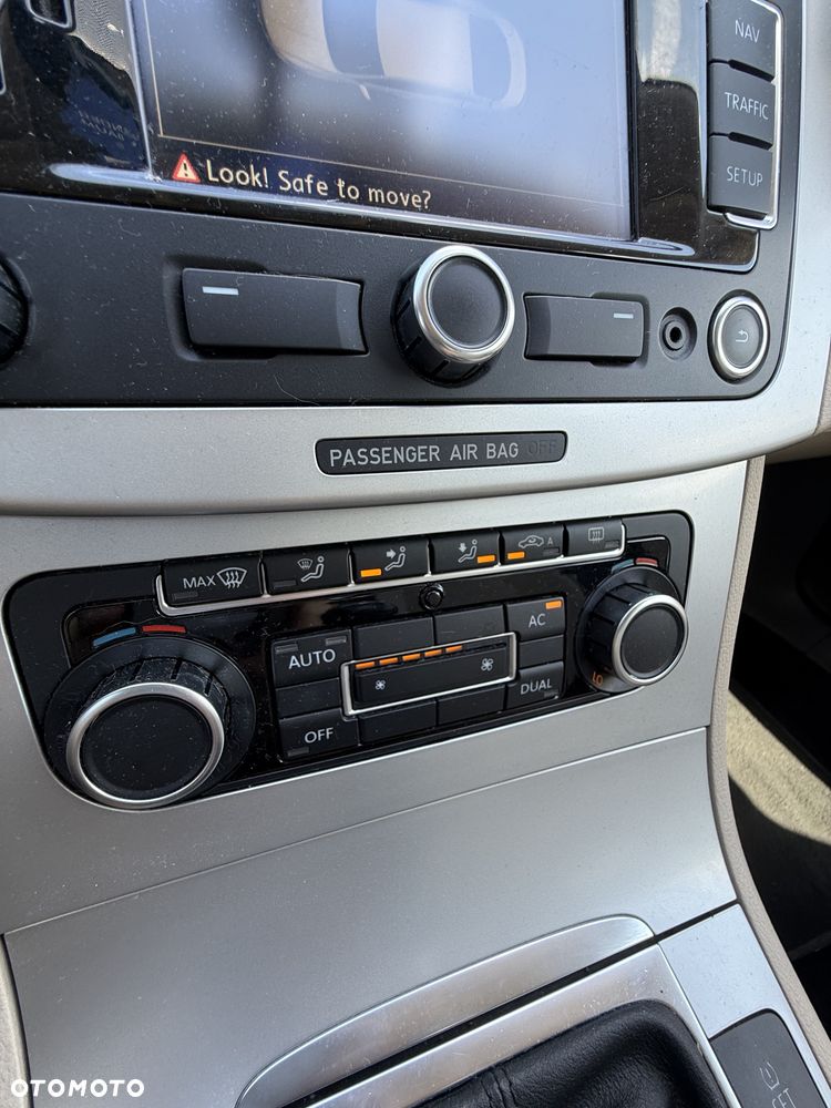 Volkswagen Passat CC 2.0 TDI DPF - 22
