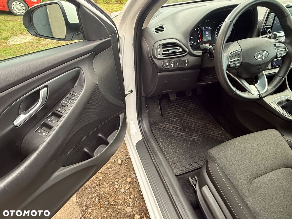 Hyundai i30 - 17
