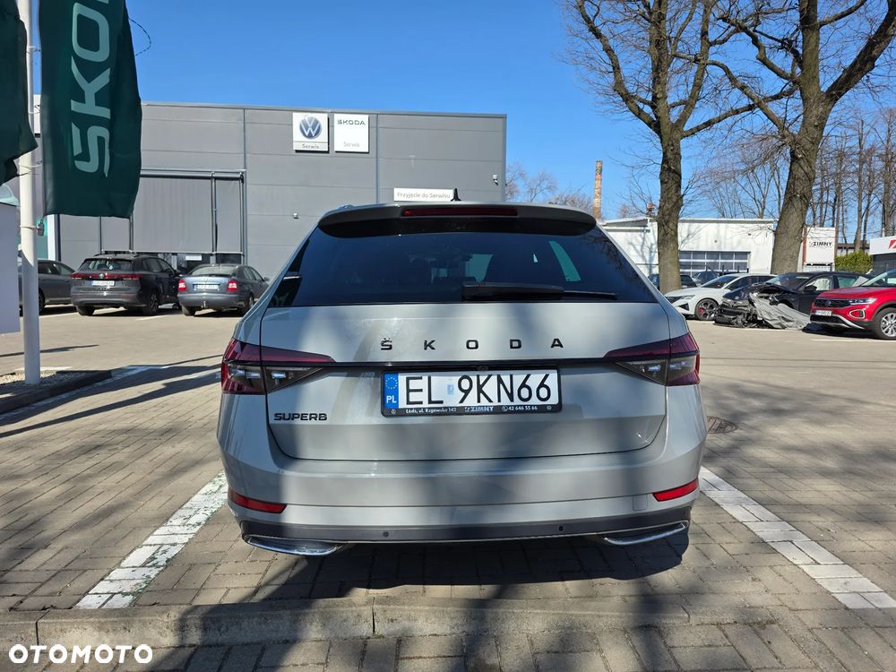 Skoda Superb 2.0 TSI Sportline DSG - 8