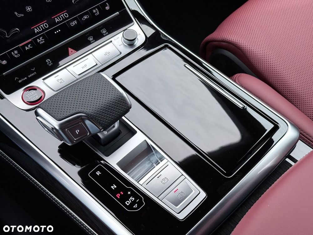 Audi SQ8 - 26