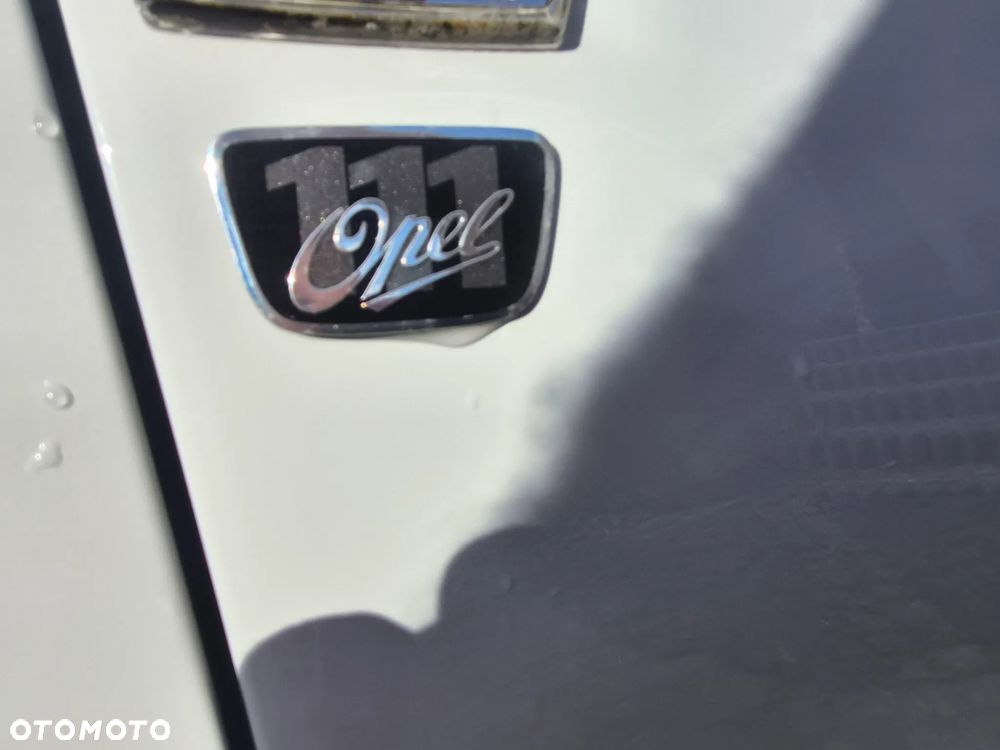 Opel Astra 1.6 Edition 111 Jahre - 7