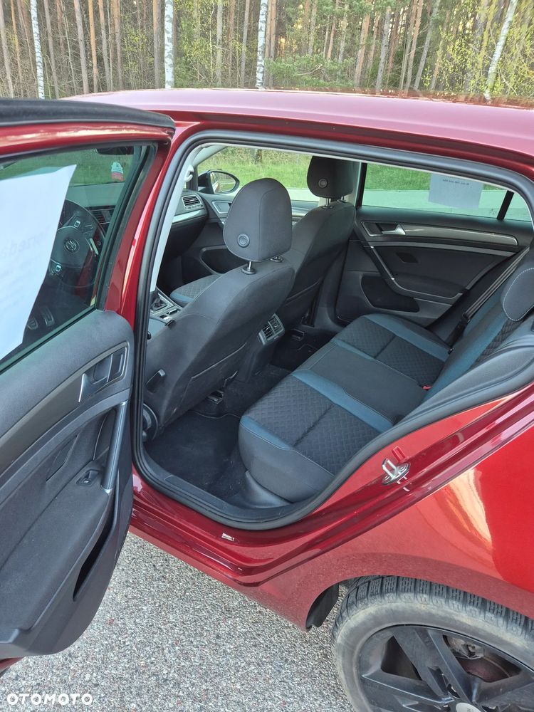 Volkswagen Golf 1.0 TSI IQ Drive - 12
