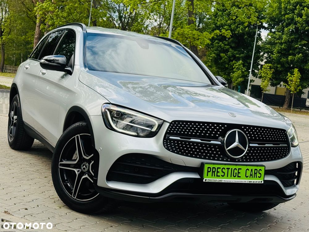 Mercedes-Benz GLC 220 d 4Matic 9G-TRONIC AMG Line Plus - 17
