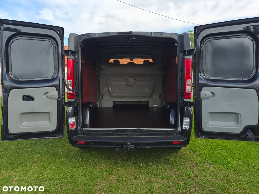 Opel VIVARO - 33