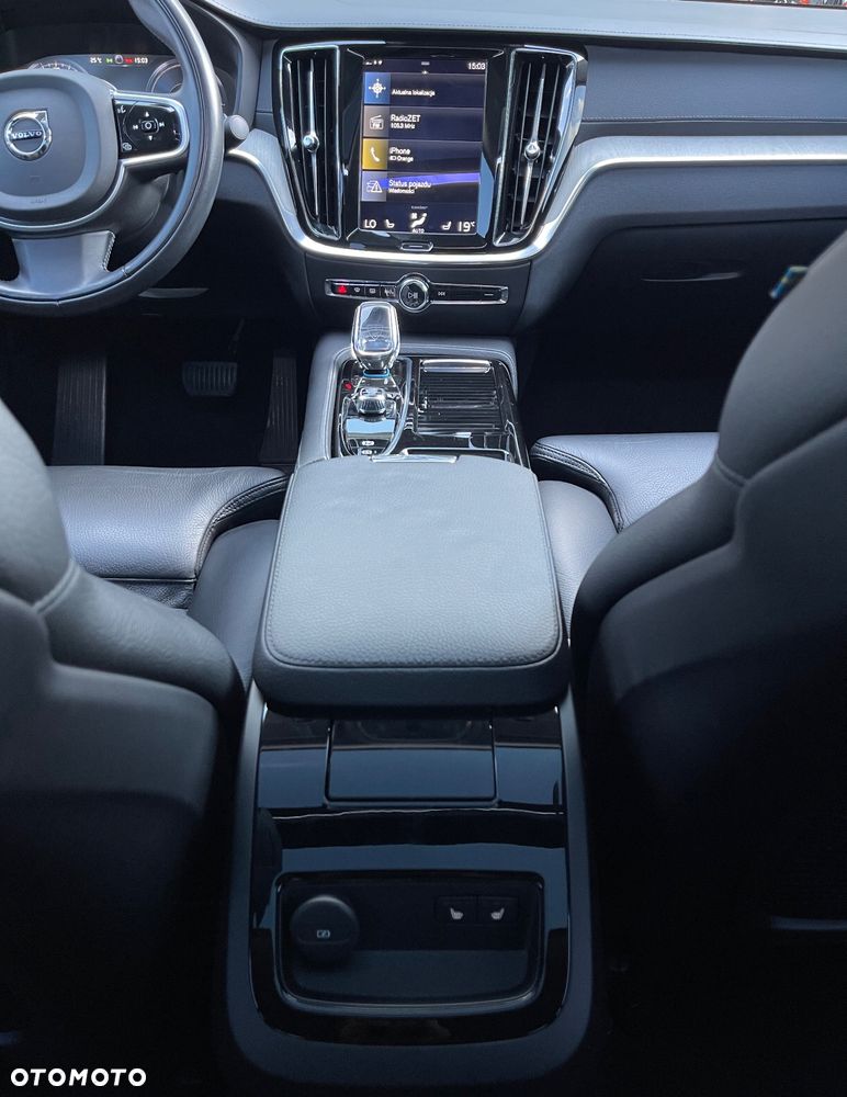 Volvo S60 T8 Recharge AWD Plus Dark - 14
