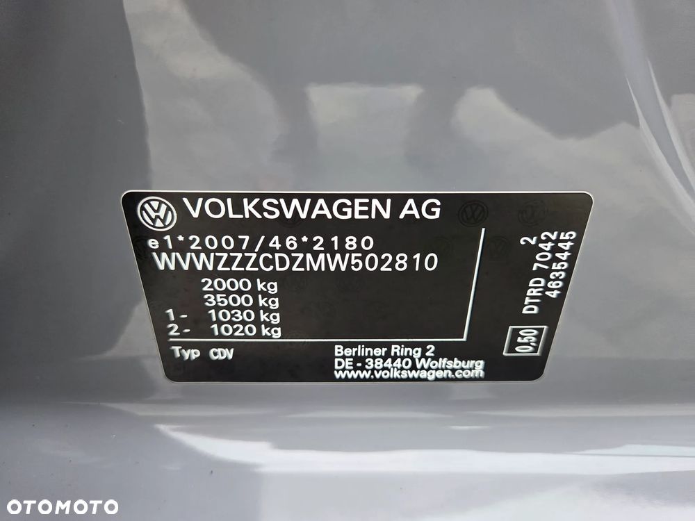 Volkswagen Golf 2.0 TDI Life - 22