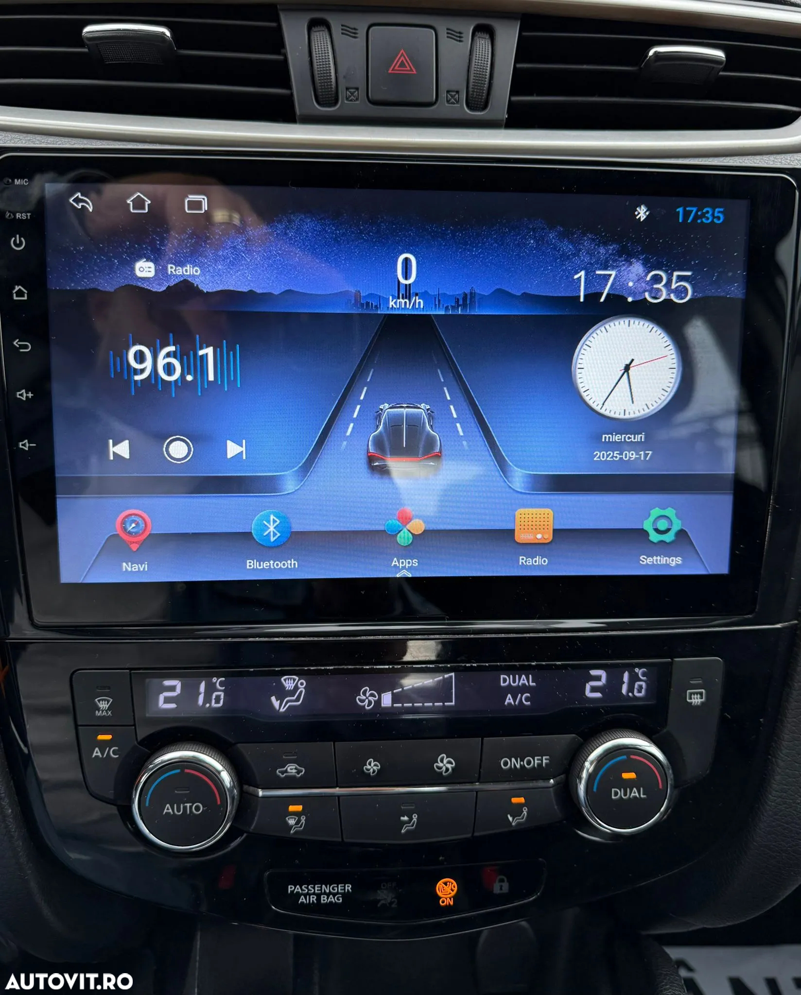 Nissan Qashqai 1.5 DCI Start/Stop N-Connecta - 11
