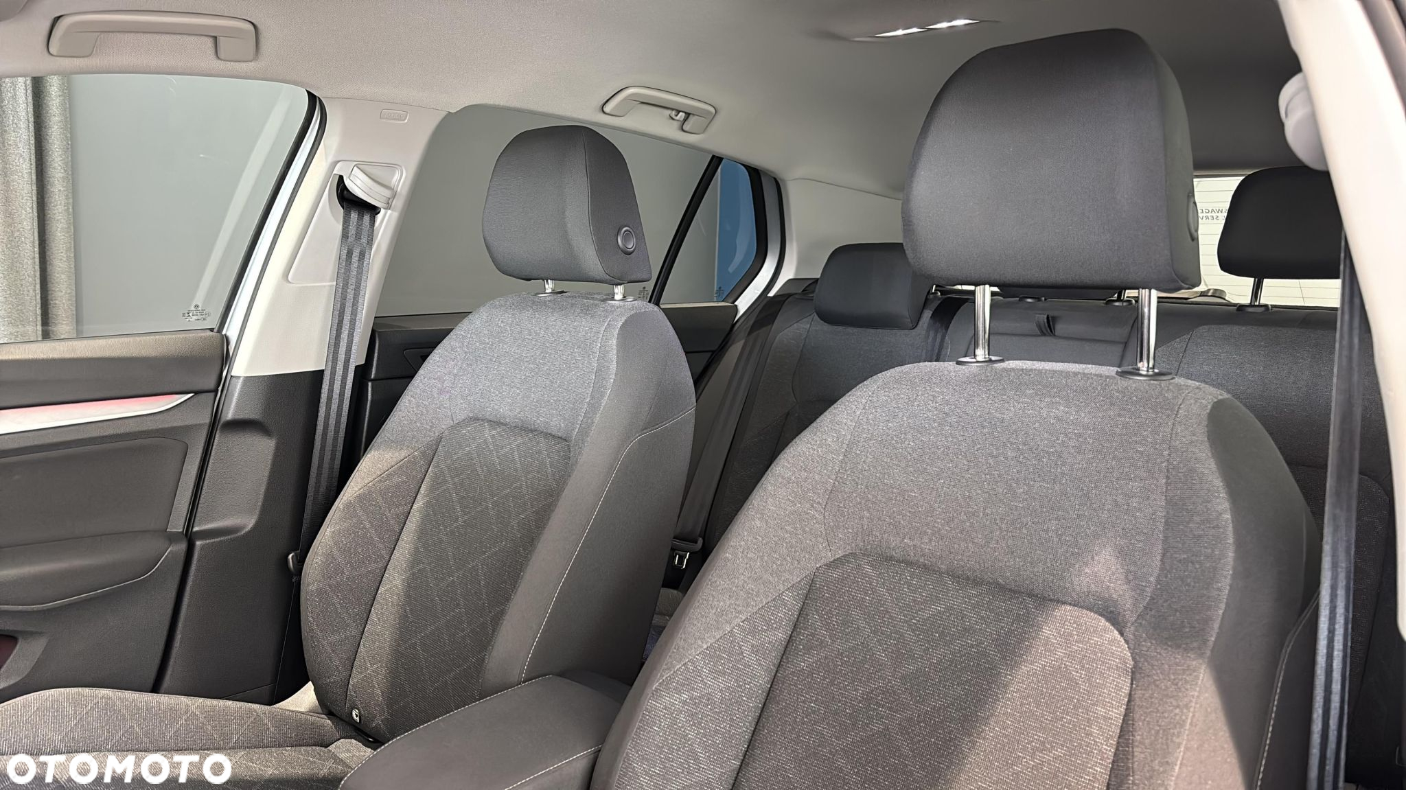 Volkswagen Golf VIII 1.5 TSI EVO Life - 11