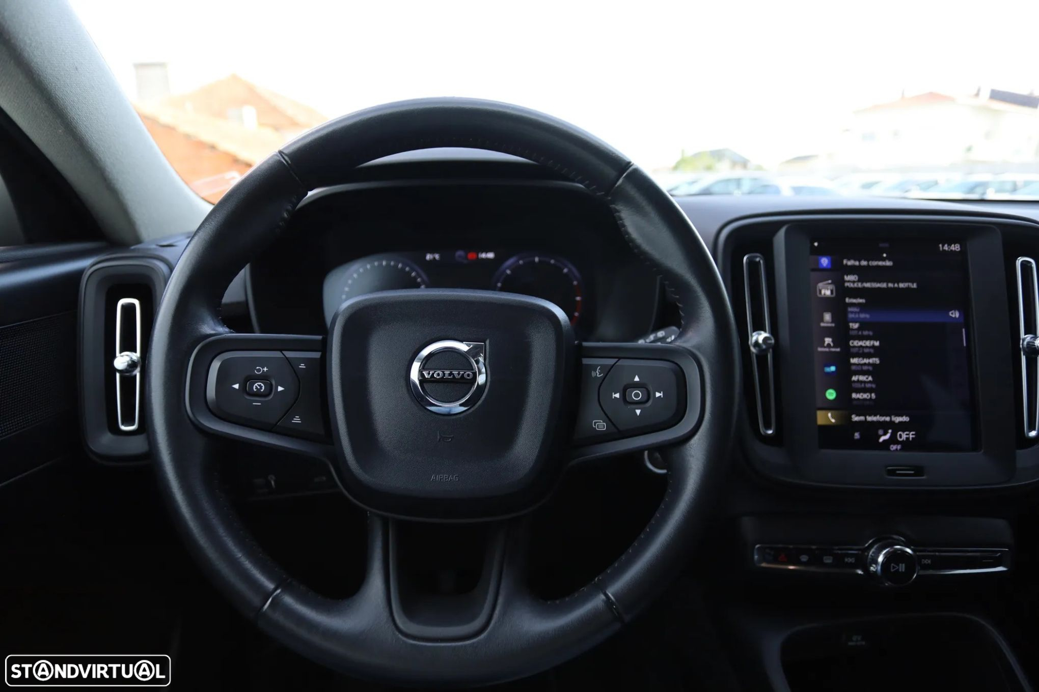 Volvo XC 40 1.5 T3 Momentum Plus - 14