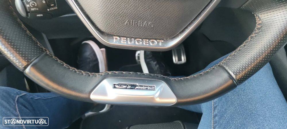 Peugeot 5008 PureTech 130 EAT8 Stop & Start GT - 12