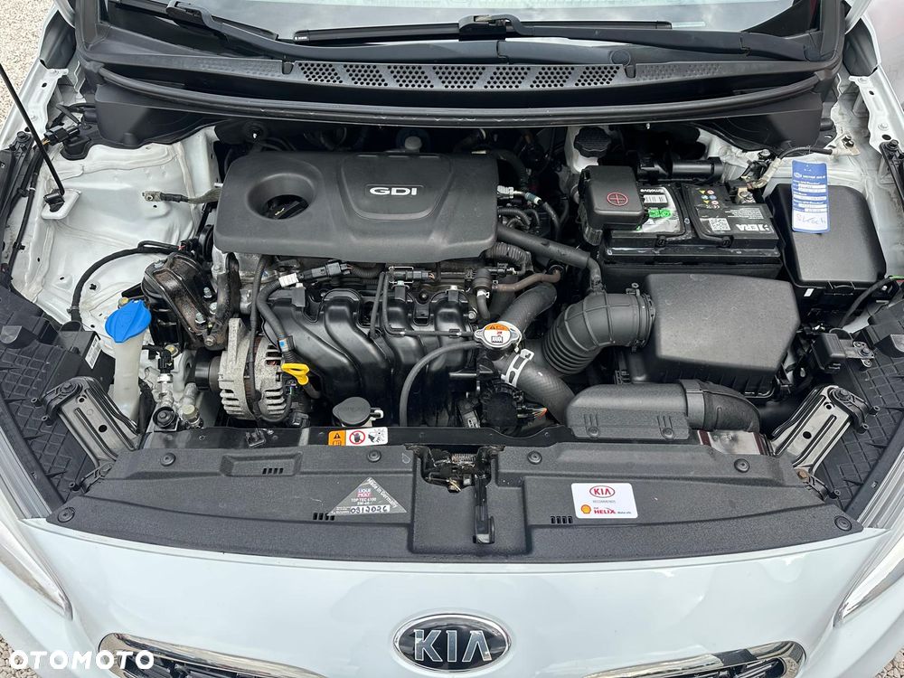 Kia Ceed 1.6 GDI ISG Vision - 23