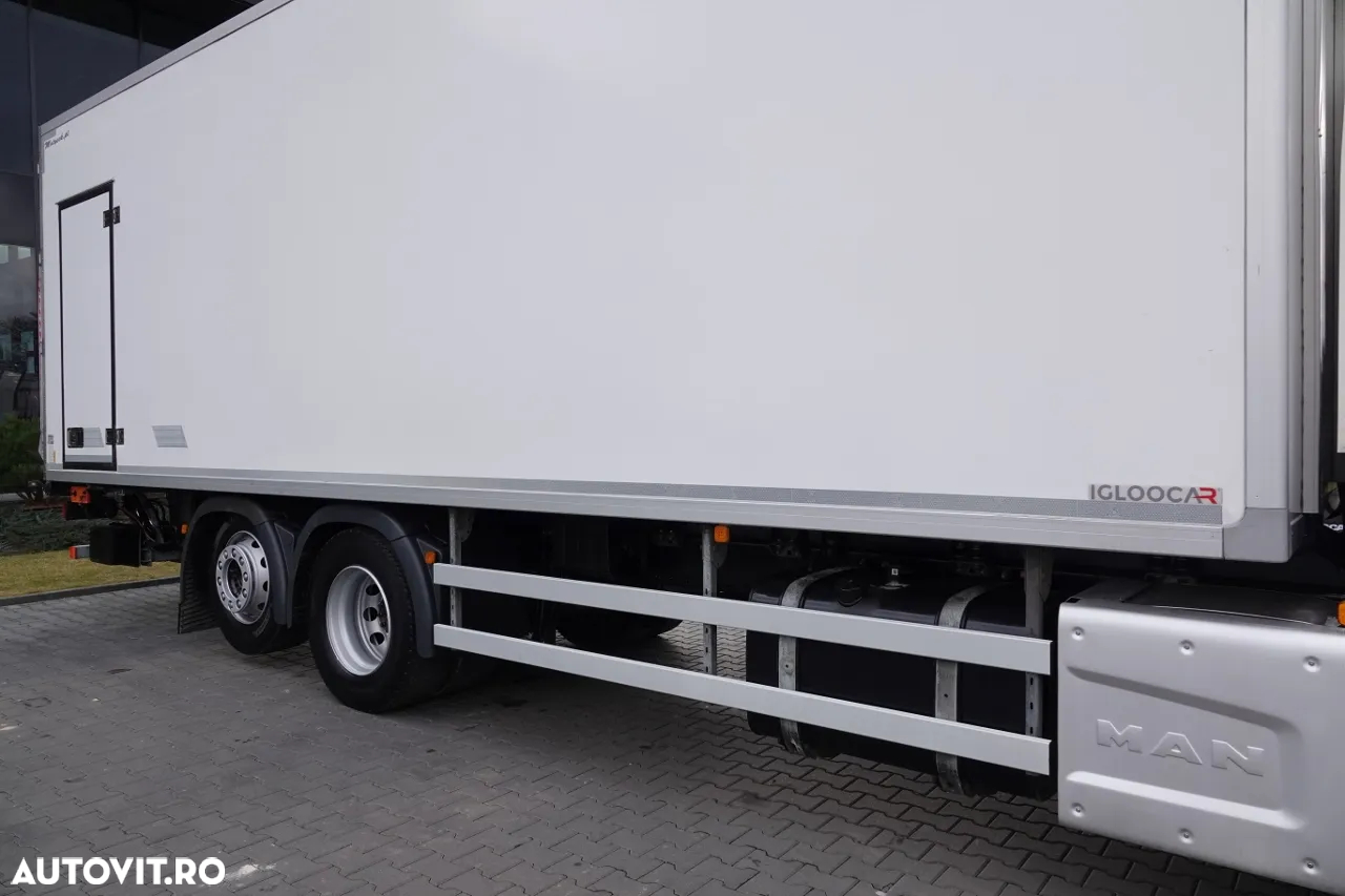 MAN TGS 26.360 / 6x2 / FRIGIDER -8.2 M / CARRIER SUPRA 850 GENERATOR / LIFTARE / UȘĂ LATERALĂ / 2022 / DUPĂ CONTRACTUL DE SERVICE - 9