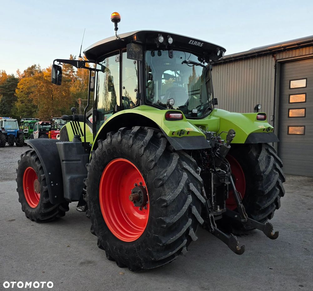 Claas Arion 650 Cebis - 4