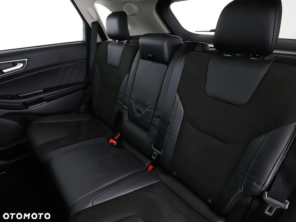 Ford Edge 2.0 TDCi Bi-Turbo 4x4 ST-LINE - 18