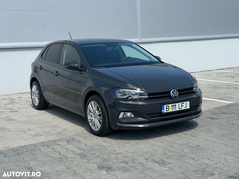 Volkswagen Polo - 2