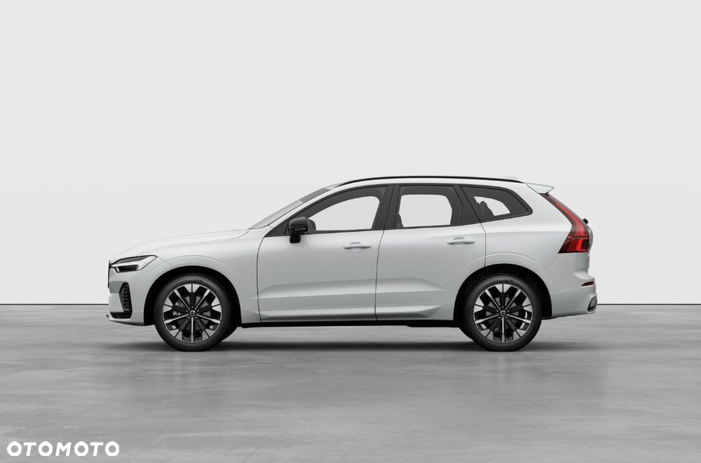 Volvo XC 60 B5 B AWD Plus Dark - 4