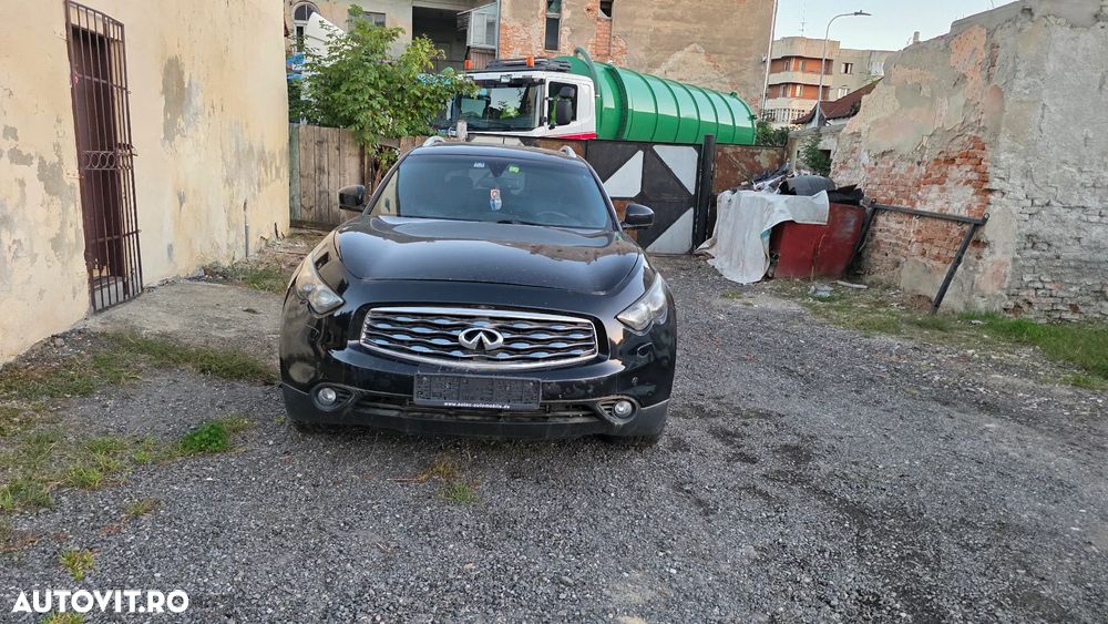 Infiniti FX 30 FX30d 3.0d V6 S Premium AWD - 2
