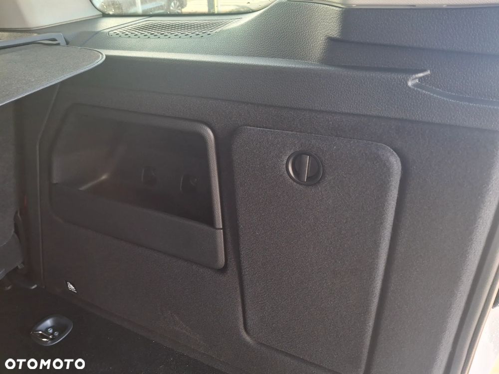 Volkswagen Caddy 2.0 TDI DSG - 38