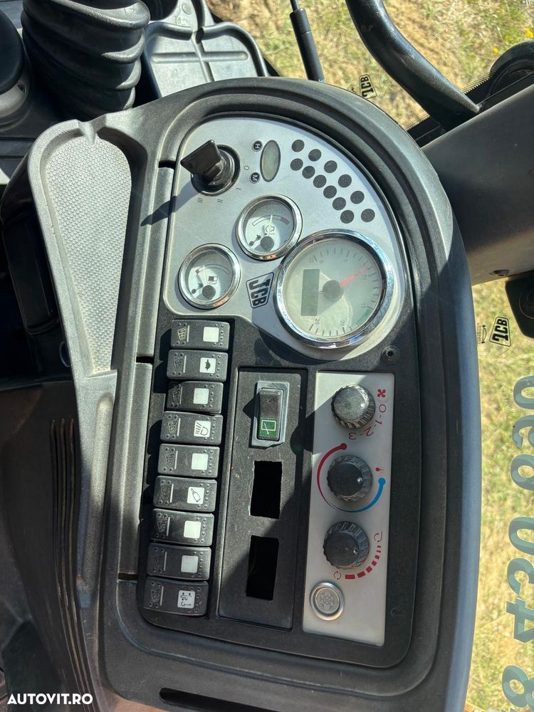 JCB 3CX - 6