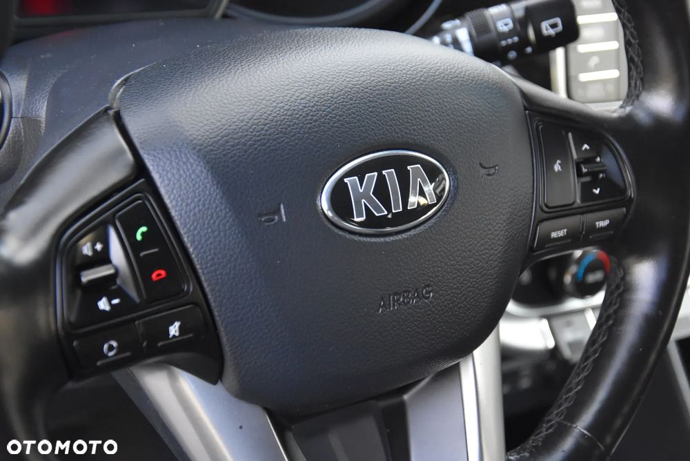 Kia Rio 1.2 ISG Dream-Team Edition - 30